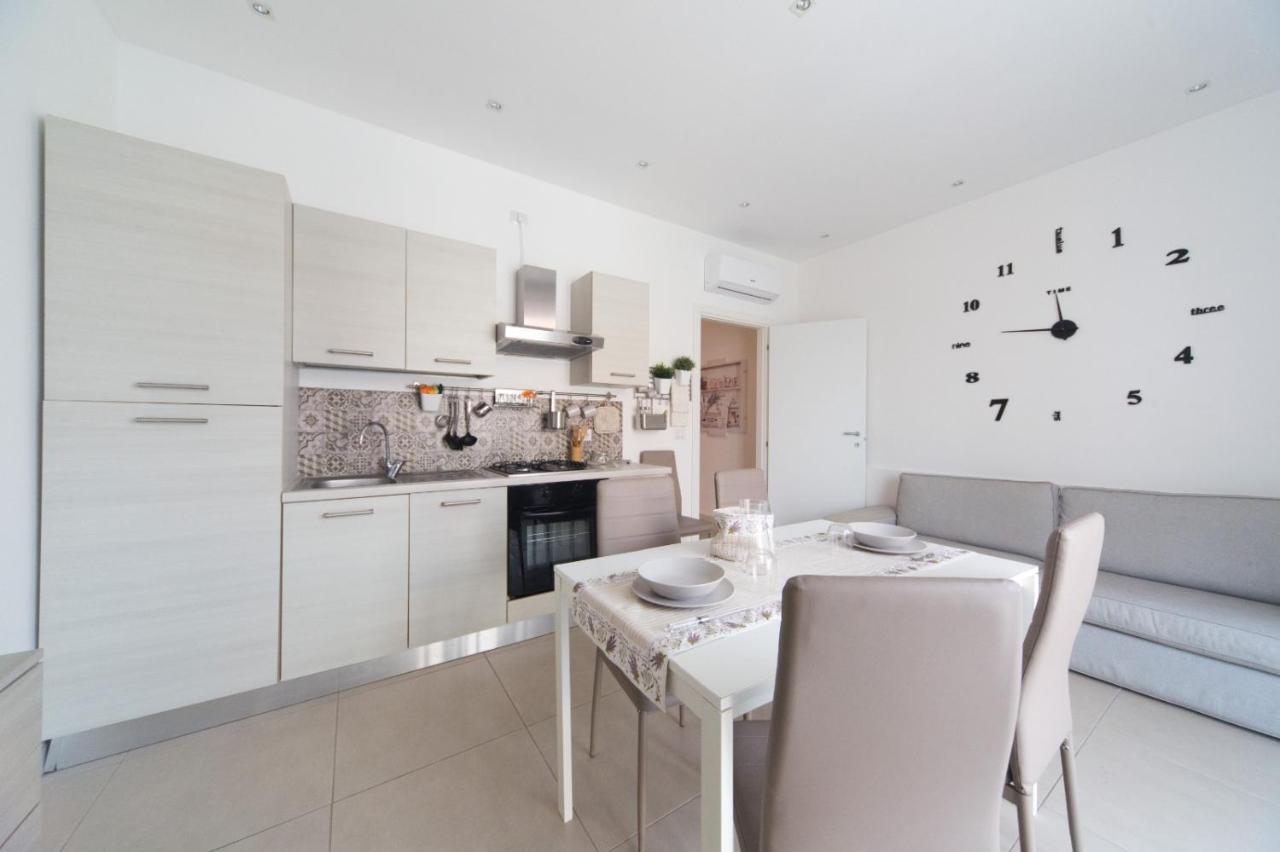 Slow Chic Apartment Ganzirri Мессіна Екстер'єр фото